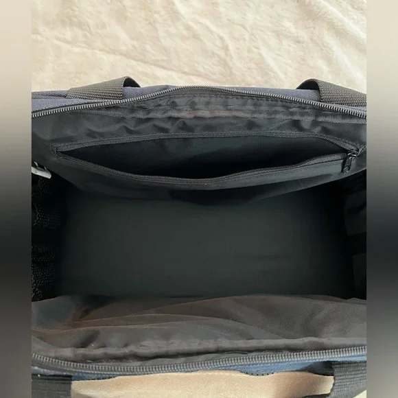 Eddie Bauer Diaper Bag Duffle - Picture 8 of 15